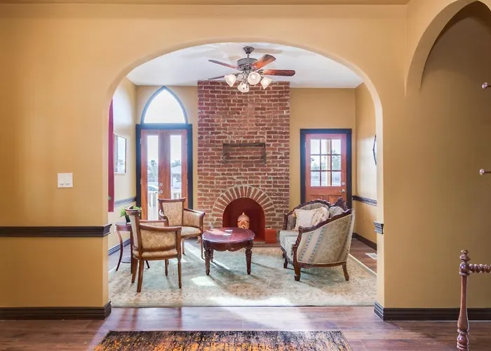Norton Inn Bed & Breakfast And Wedding Venue * Phoenix
